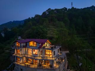 Kosh Villa Pinevale 2- BHK Villa With Pool Table, Terrace Lounge & 360 Panoramic Mountain Views - 3