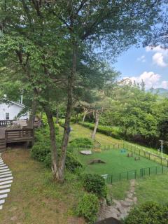 3채 통예약 포마이코티지 전체4 복층 스파 개별 테라스 애견 운동장 숲속 집 cottage - 0