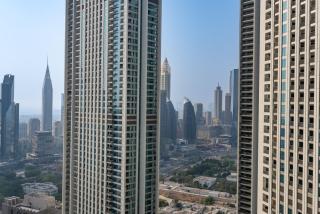 Downtown Luxury, Stunning 1BR Apartment, Direct Access to Dubai Mall - 4