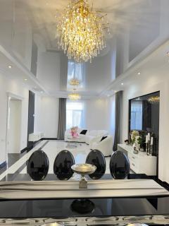 Event house - 2
