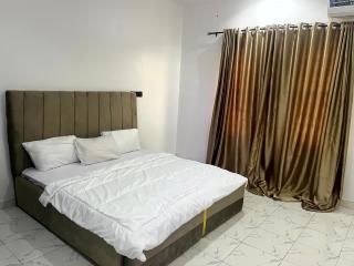 Universal Apartment & Suites - 7