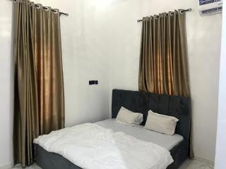 Universal Apartment & Suites - 2
