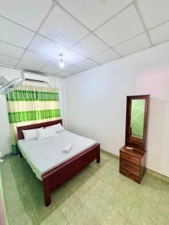Ruwanara Guesthouse & Resort - 0