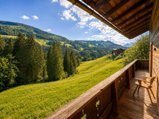 Chalet Naschberg - 5 BR Terrace & Mountain View - 9