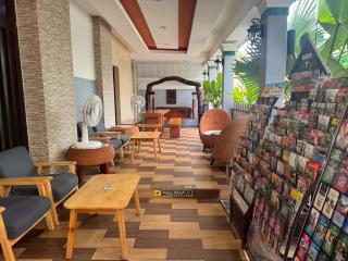 Home Place Hotel - 2