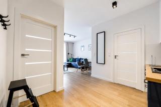 Warta River Esencja Apartment by BookingHost - 5
