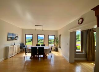 Summer Hill - Spectacular Panoramic Lake and Mountain Views - 1