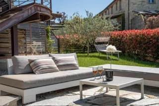 Heated Infinity Pool - Restored Farmhouse & Views - 3