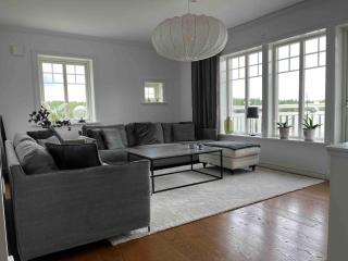 Exclusive villa with pool, seaview and big garden - 8