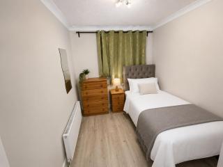 Cozy Dublin House 4BHK Near Blanchardstown - 5