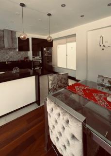 Modern luxury apartment with views of Bolognesi Park - 4