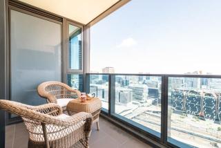 City Views Apt FREE Parking WIFI Gym Pool - 5