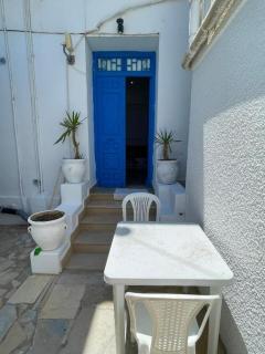 blue house - 5