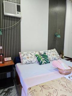 Affordable AC Room near Basdaku white beach in Moalboal - Homestay in Moalboal Cebu - 8