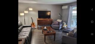 Charming House Rental in Bruce County with Modern Comforts - 9
