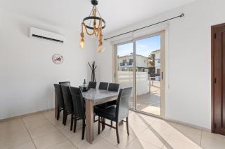 Azure Pearl 3BR Superior Seaside Villa , Protaras - 7