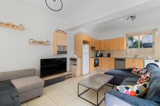 Azure Pearl 3BR Superior Seaside Villa , Protaras - 0
