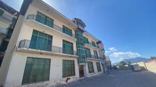Family Retreat Bhurban, Balcony 3BR, Kashmir View - 4