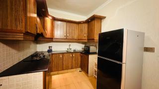 Family Retreat Bhurban, Balcony 3BR, Kashmir View - 2