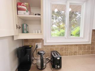 Spacious 3BR House near Western Univercity Free Parking & Playground - 1