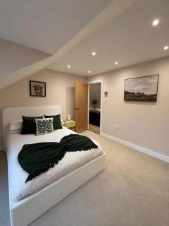 Apartment Sleeps 2 with Sea Views - 4
