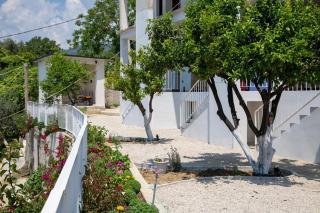 Uzeiri Guest Hotel - 6