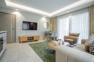 Grand Mirage Apartments - Airport Residential - 1