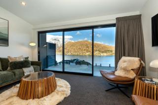 NEW Luxury Escape Remarkables & Lake Views - 0