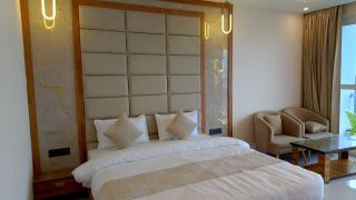 Hotel Shiv Palace - 5