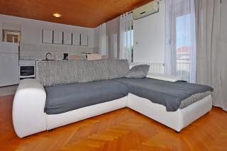 Apartments with parking space Crikvenica - 22214 - 3