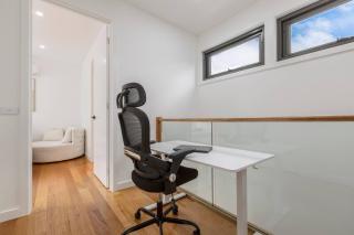 Spacious Bayside Escape Near Williamstown Beach - 1