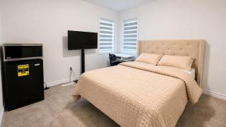 Modern Private Bedroom - Private Bathroom - 0