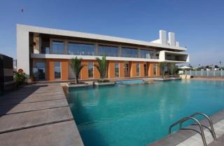 Luxury 3BHK Facing Park, Eldeco Greens - 2