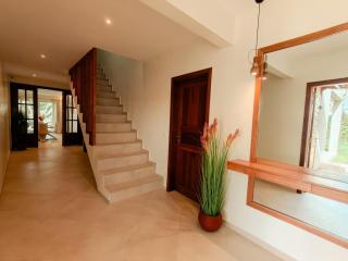 Spacious 4 bedroom Villa in Ngaparou - 5