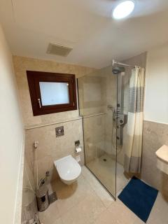 Spacious 2 bedroom apartment in Hawana Salalah - 6