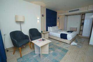 Al Fanar Azur Hotel - 9