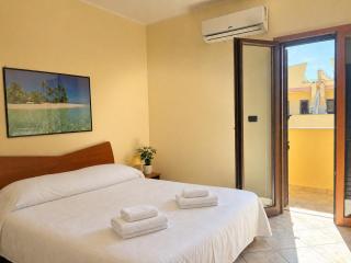 Salapia House - 3