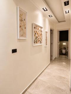 Luxury 2BR Garden Stay New Cairo - 4