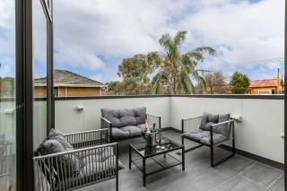 12BR Luxury Escape Near Beach • Museum & CBD - 7