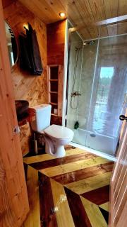Noah's lookout treehouse, floating nature escape - 1