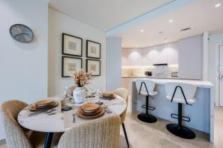 Vacationer Holiday Homes I Elegant 1 Bed l Sea Views l on The Palm with Private Beach - 8