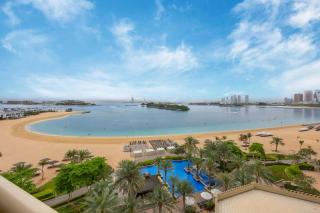 Vacationer Holiday Homes I Elegant 1 Bed l Sea Views l on The Palm with Private Beach - 6