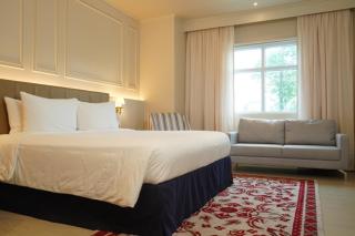 The Monarch Hotel - 4