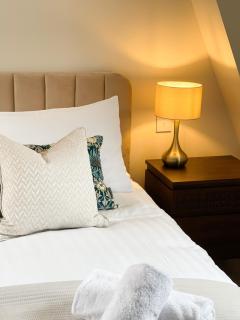 Great location! - Luxury Chic Flat by River - 4