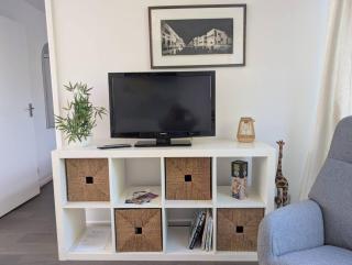 Quiet 2 bed Hideaway - Walk to River and Centre - 8