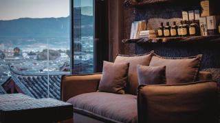 SUYAN - Chinese Tea Atelier & Boutique Courtyard - Handcrafted Chinese Afternoon Tea & Panoramic Café - Contemporary Chinese Design - 4