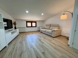 Apartamentos TORRE DE LARA - 2