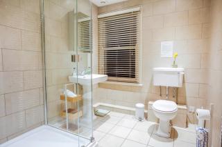 Stylish Boutique 'Duke' Suite In Historic Centre - 5