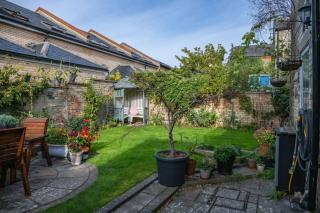 Period 5 Bed House in the Heart of Cambridge - 2