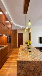Luna House - 8